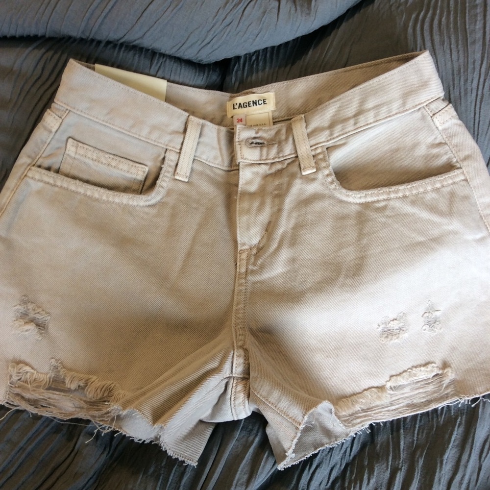 L’AGENCE shorts size 24
